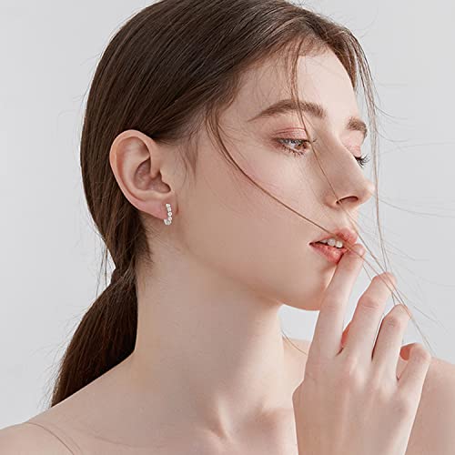 KINGWHYTE Small Hoop Earrings for Women S925 Sterling Silver 18K Gold Plated Daisy Flower Hoop Earrings Hypoallergenic Earrings for Women 14mm