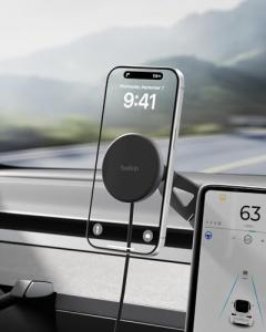 Belkin Magnetic Wireless Car Charger with Cable