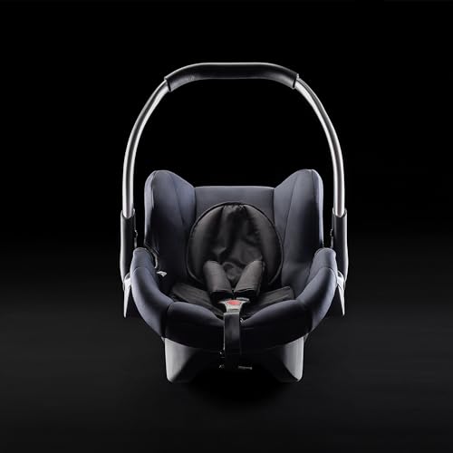 Hauck Comfort Fix Car Seat, Black with Reducer