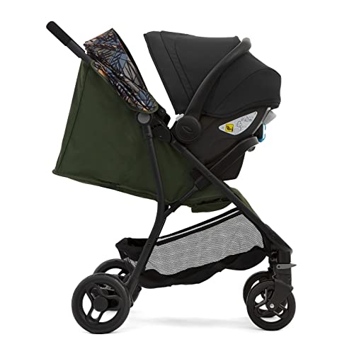 Graco Breaze Lite2 Compact Pushchair with Raincover, Fashionable