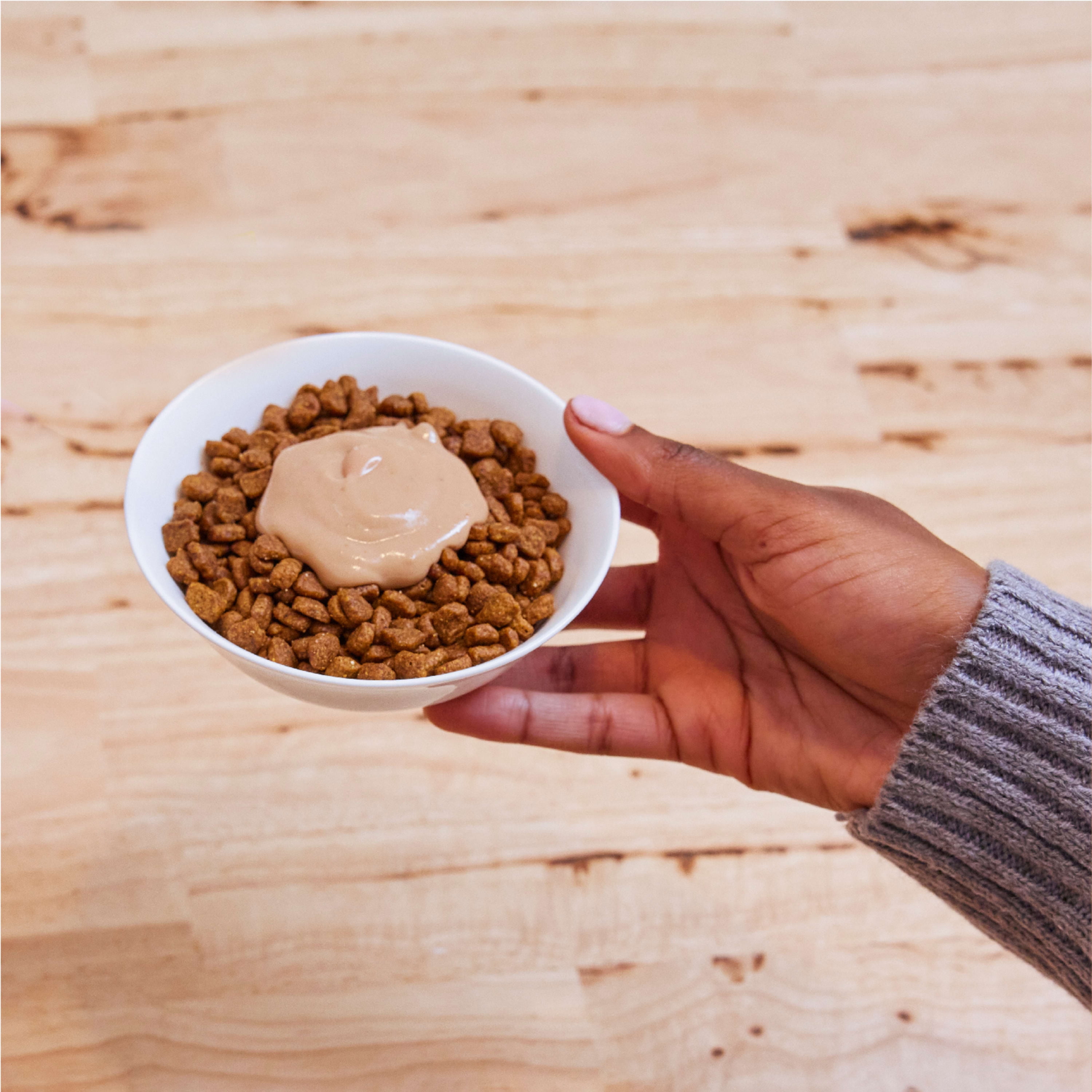 Temptations Chicken Flavor Topper for Cat, 0.425 oz. (4 Count)