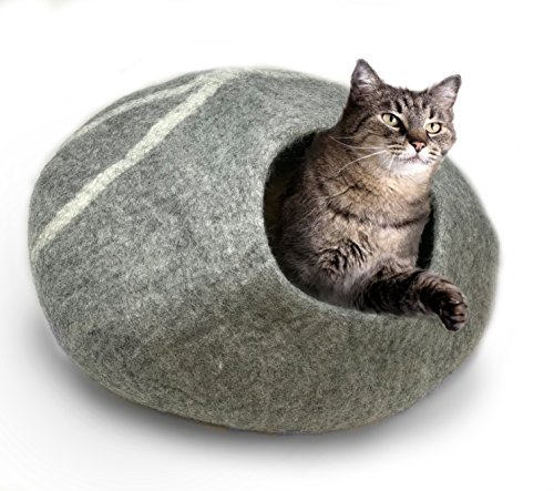 Eco-Friendly Cat Cave Bed in Light Gray