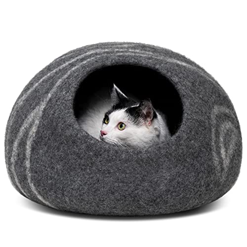 Handmade Merino House Bed for Cats