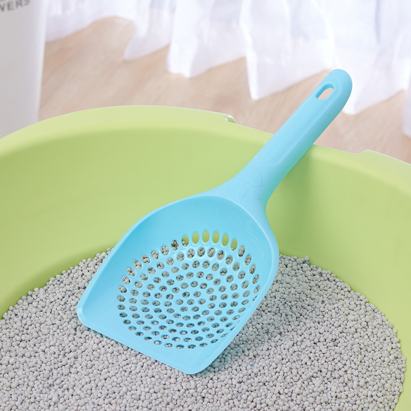 Sturdy Cat Litter Scoop for Easy Cleaning