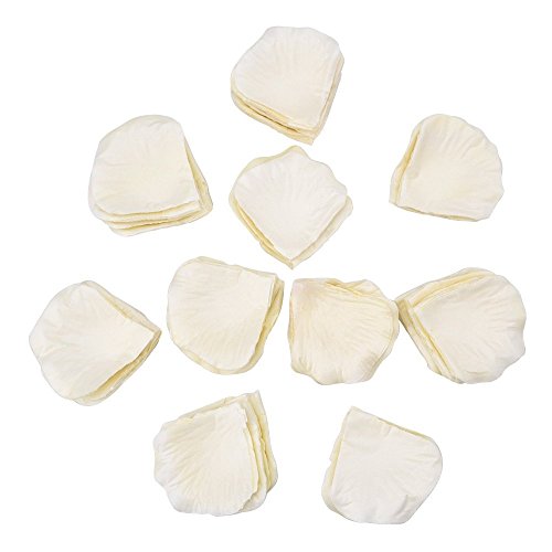 1000 Ivory Silk Rose Petals for Wedding Parties
