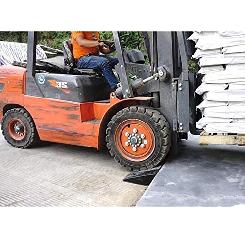 Heavy-Duty Rubber Curb Ramp - 4'' Rise, 10 Ton