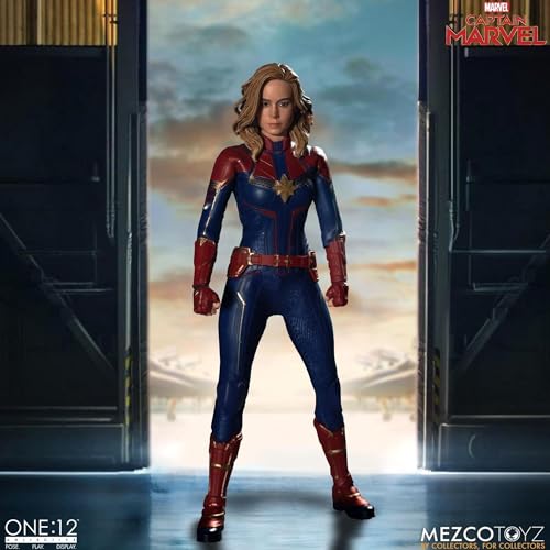 Captain Marvel Figure 16cm One:12 Collectible Toy