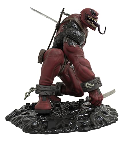 Venompool Deluxe PVC Statue by Diamond Select Toys