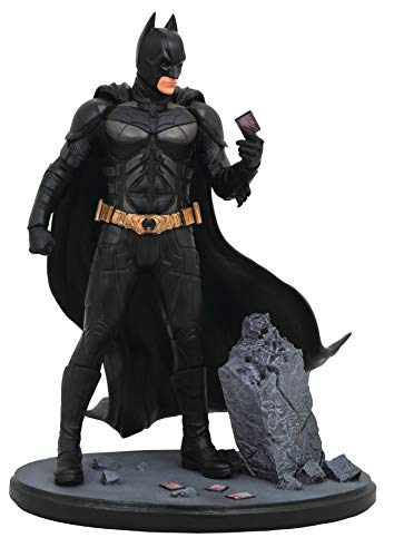 Classic Batman PVC Diorama Figure, 9 inches
