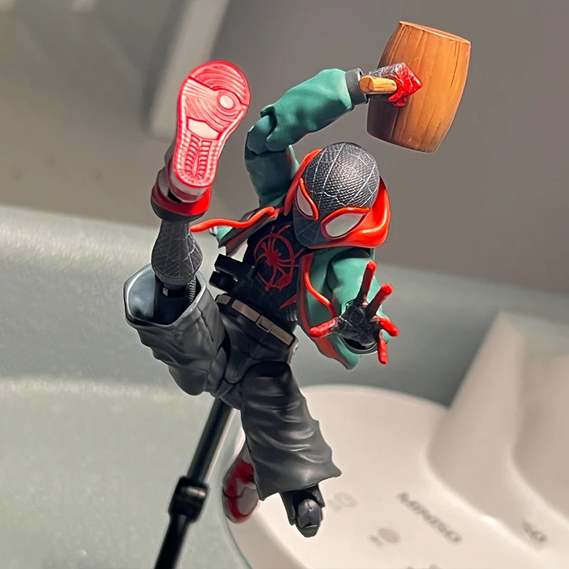 New Marvel Sentinel Sv Action Spider-Man Into The Spider-Verse Miles Morales Peni Parker Action Figure Toys Joint Movable Toys