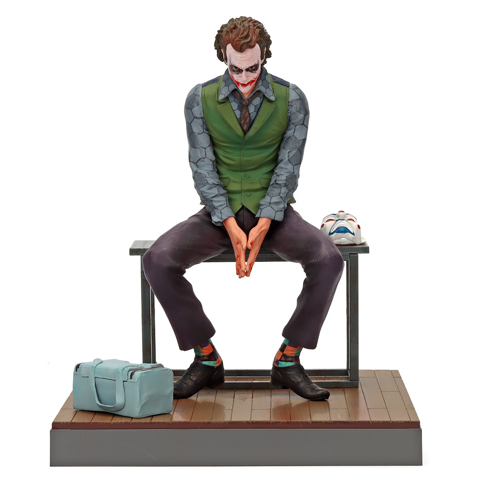 New Heath Ledger'S Suicide Squad Joker Sitting With A Hand Model Statue To Display An Anime Peripheral Birthday Gift