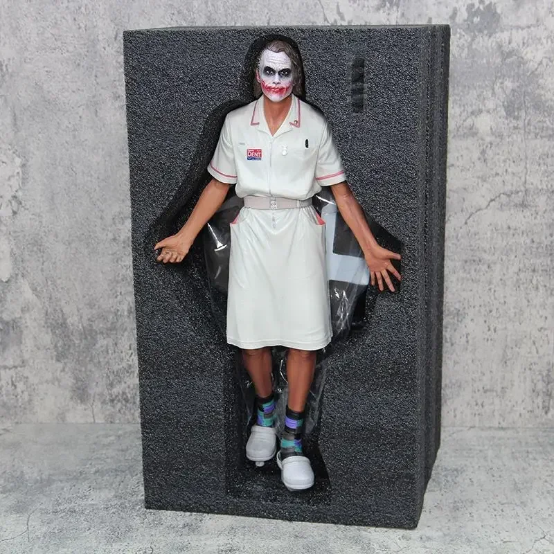 1/4 Series Dc Heath Ledger Nurse Uniform Joker Figure Joker Standing Scene Model Handmade Ornament 54cm Gk Resin Statue Toy Gift