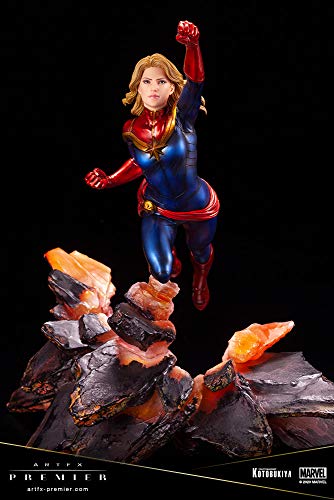 Kotobukiya Marvel Universe: Captain Marvel ArtFX Premier Statue, Multicolor