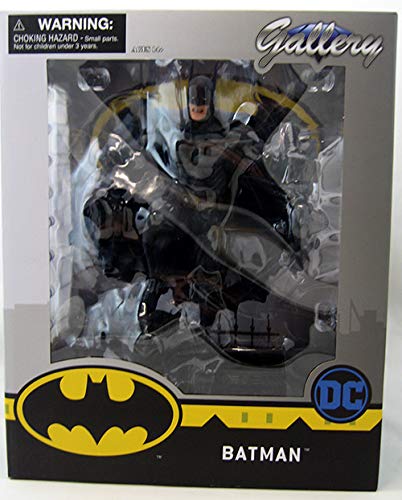 DC Gallery: Batman PVC Figure, Multicolor, One-Size