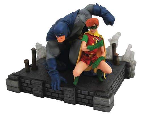 DC Gallery Dark Knight Returns Batman & Robin Figure