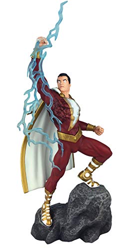 DC Comic Gallery: Shazam PVC Figure Diorama, Red