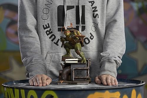 Iron Studios Figure, Black, Standard