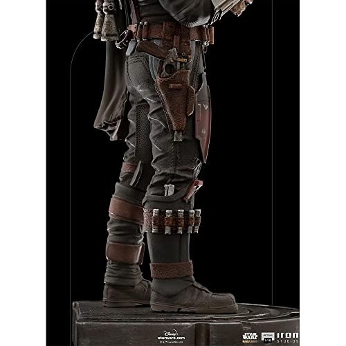 Iron Studios 1:18 Mandalorian and Grogu Art Scale - The Mandalorian, Multicolor