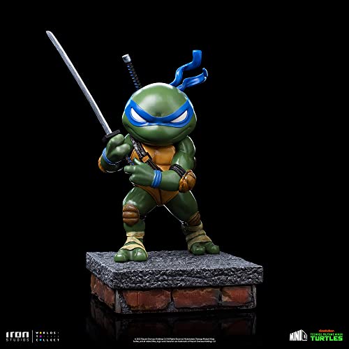 San Diego Previews Exclusive 2023 Teenage Mutant Ninja Turtles: Leonardo (Ver. 2) PX Minico Figure