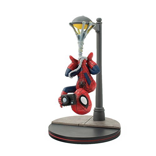 Quantum Mechanix Spider-Man Spider Cam Q-Fig Diorama, Multi-Colored, 5"