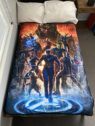 Marvel Hero Lightweight Fleece Throw 45" x 60" (Avengers)