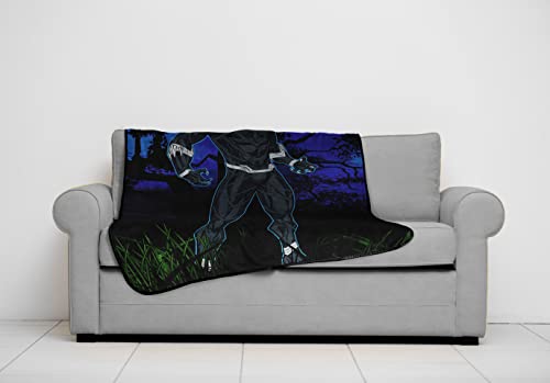 Marvel Black Panther Legend Throw Blanket - Measures 46 x 60 inches, Kids Bedding - Fade Resistant Super Soft Fleece (Official Product)