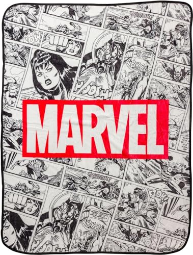 Silver Buffalo Marvel Comics Retro Panel 45" x 60" Raschel Throw