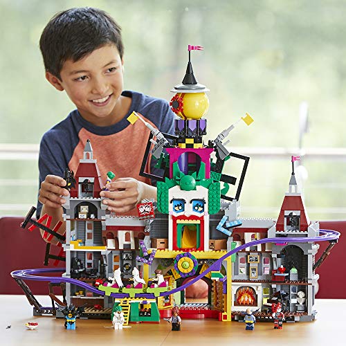 LEGO BATMAN MOVIE DC The Joker Manor 70922 Building Kit (3444 Piece)