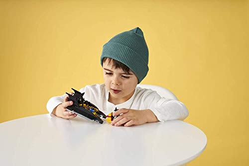 LEGO DC Batboat The Penguin Pursuit! 76158 Top Batman Building Toy for Kids, with Super-Hero Minifigures, 2 Boats, a Batarang and an Umbrella, Great Holiday or Birthday Gift (54 Pieces)