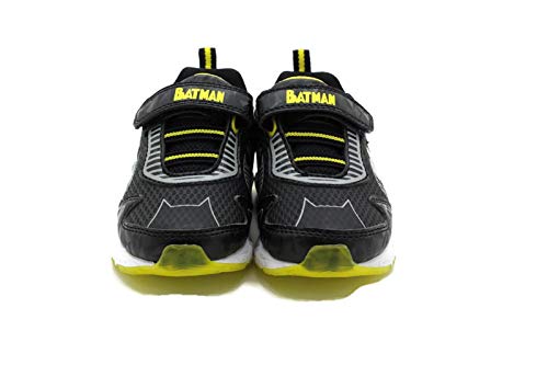 DC Comics Batman Boys Bat Signal Lighted Athletic Sneaker, Toddler, Size 6 Black