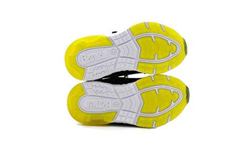 DC Comics Batman Boys Bat Signal Lighted Athletic Sneaker, Toddler, Size 6 Black