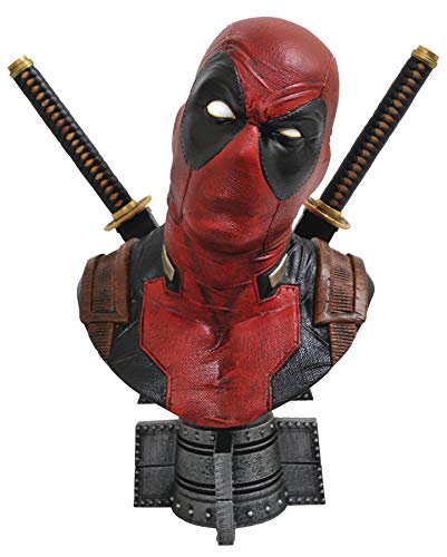 Marvel Deadpool 1:2 Scale Bust by Diamond Select