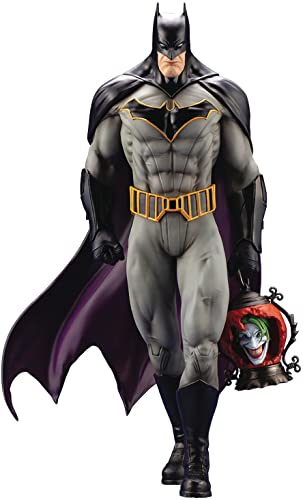 DC Comics Batman Last Knight ARTFX Statue - Multicolor