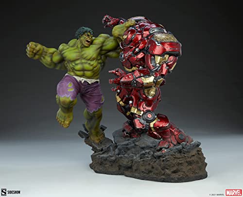Hulk vs Hulkbuster Maquette by iKON Design Studio