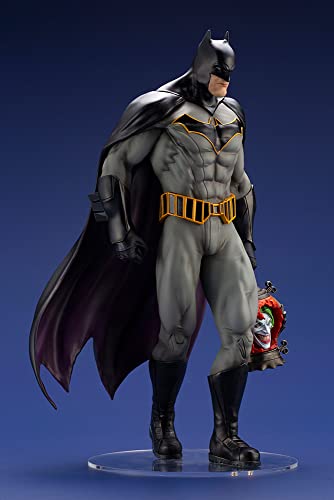 DC Comics Batman Last Knight ARTFX Statue - Multicolor