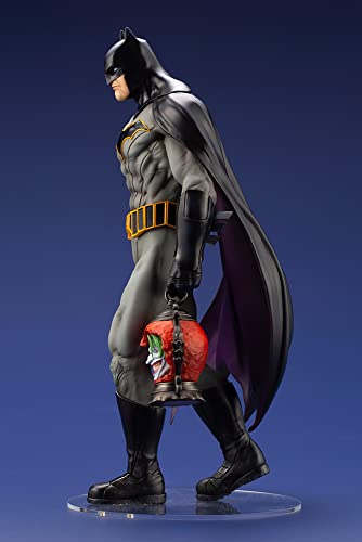 DC Comics Batman Last Knight ARTFX Statue - Multicolor