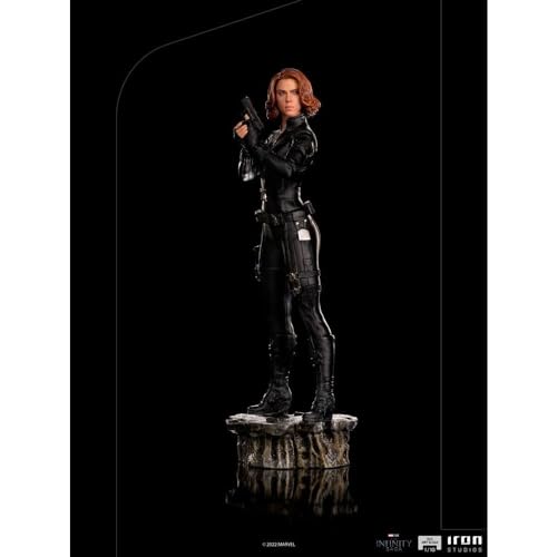 Black Widow NYC Battle Statue - Iron Studios