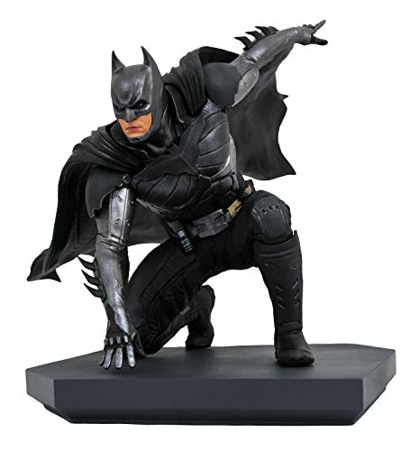 DC Gallery Injustice 2 Batman PVC Figure, Multicolor