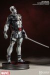 Sideshow Deadpool X-Force 1/4 Scale Figure