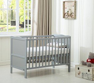 Wooden Baby Cot Toddler Bed with Aloe Vera Mattress