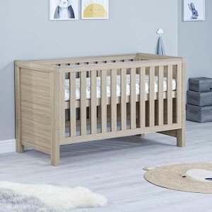 Babymore Luno Convertible Cot Bed in Oak