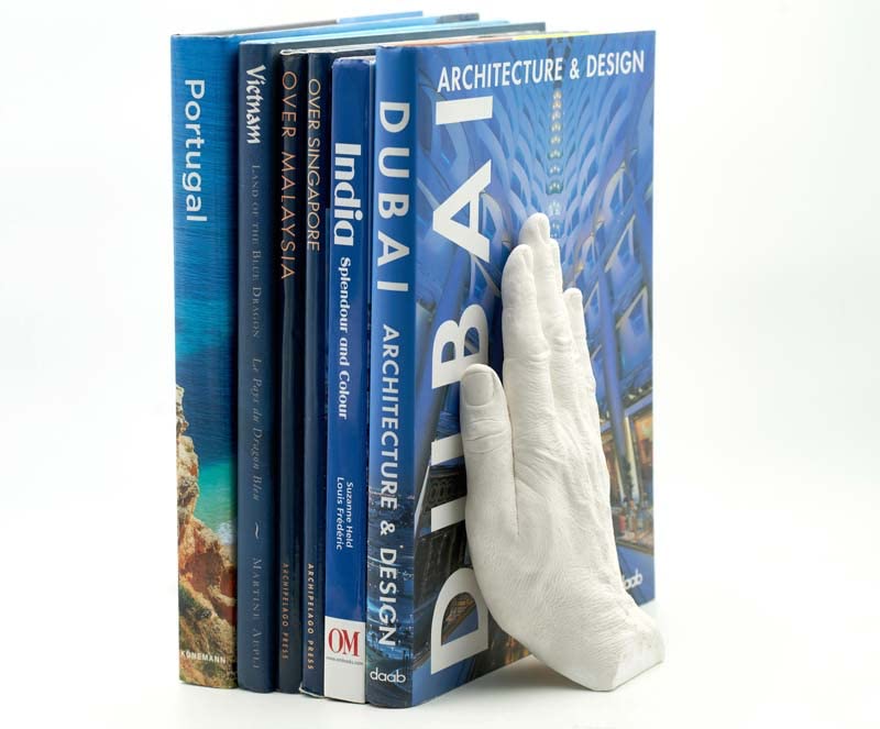 Michelangelo Hands Casting Kit Couples. Plaster Hands Casting Set. Original Gift idea for Couples, Friends and Families. Made in Italy.