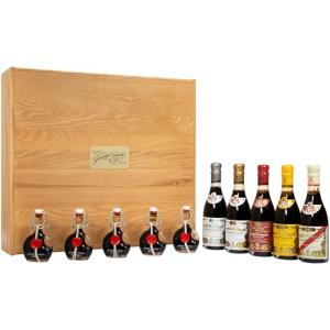 Giuseppe Giusti Scrigno Italian Balsamic Vinegar with Condiments Aged in Oak, Gourmet Aged Historical Collection and Premium Balsamic Vinegars Wooden Gift Collection From Modena, Italy