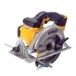 DEWALT 18V XR 165mm Circular Saw with Battery