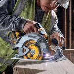 DCS573T1 XR Advantage 18V 190mm Circular Saw