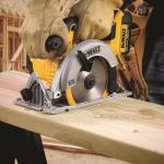 DEWALT 20V MAX 6-1/2" Circular Saw, Bare Tool