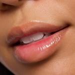 Essence Super Peptide Glossy Lip Treatment - Peptacular!