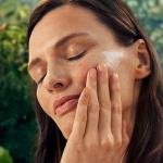 Weleda Plumping Day Cream with Pomegranate & Maca