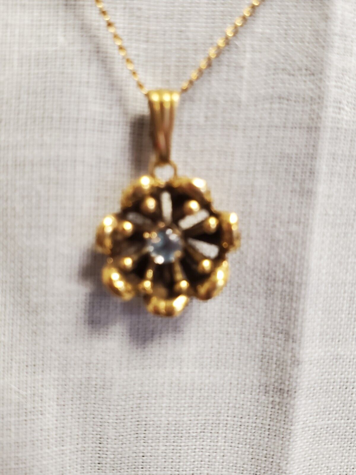 0.05 ct Natural Alexandrite 14K Yellow Gold Pendant