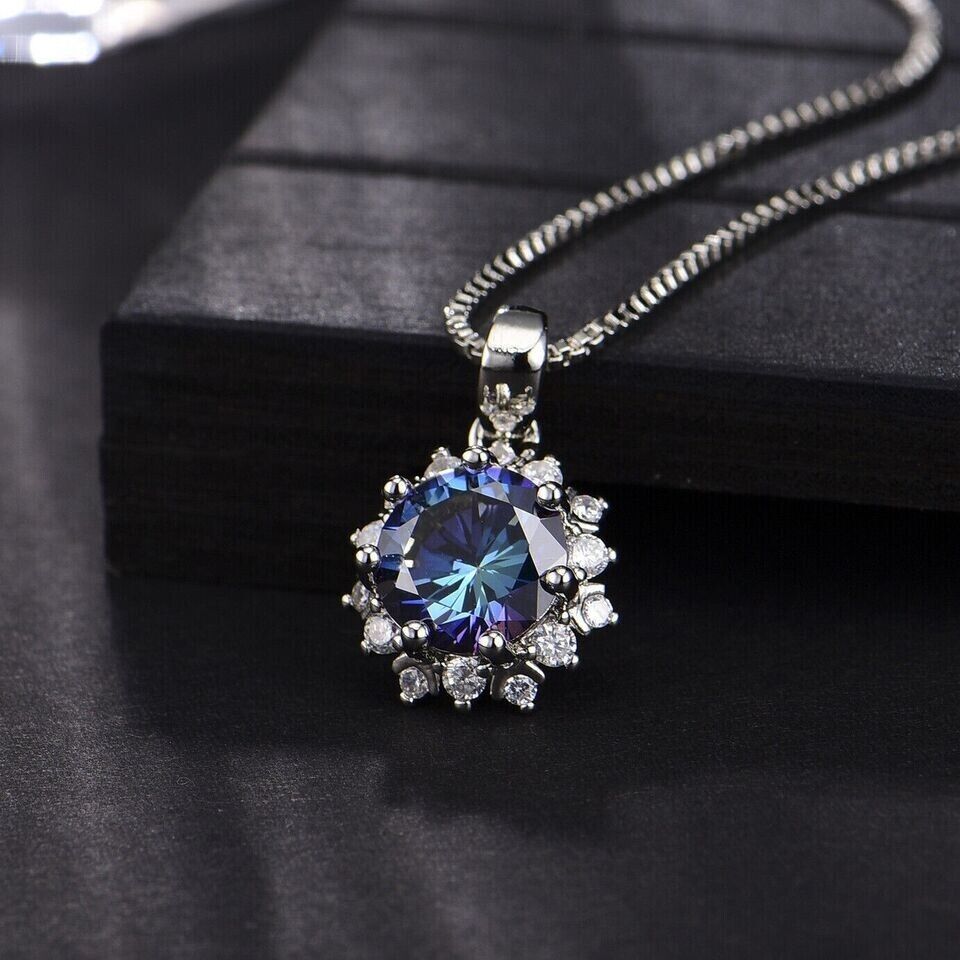 Lab Created Alexandrite 2 Ct Round Cut Pendant